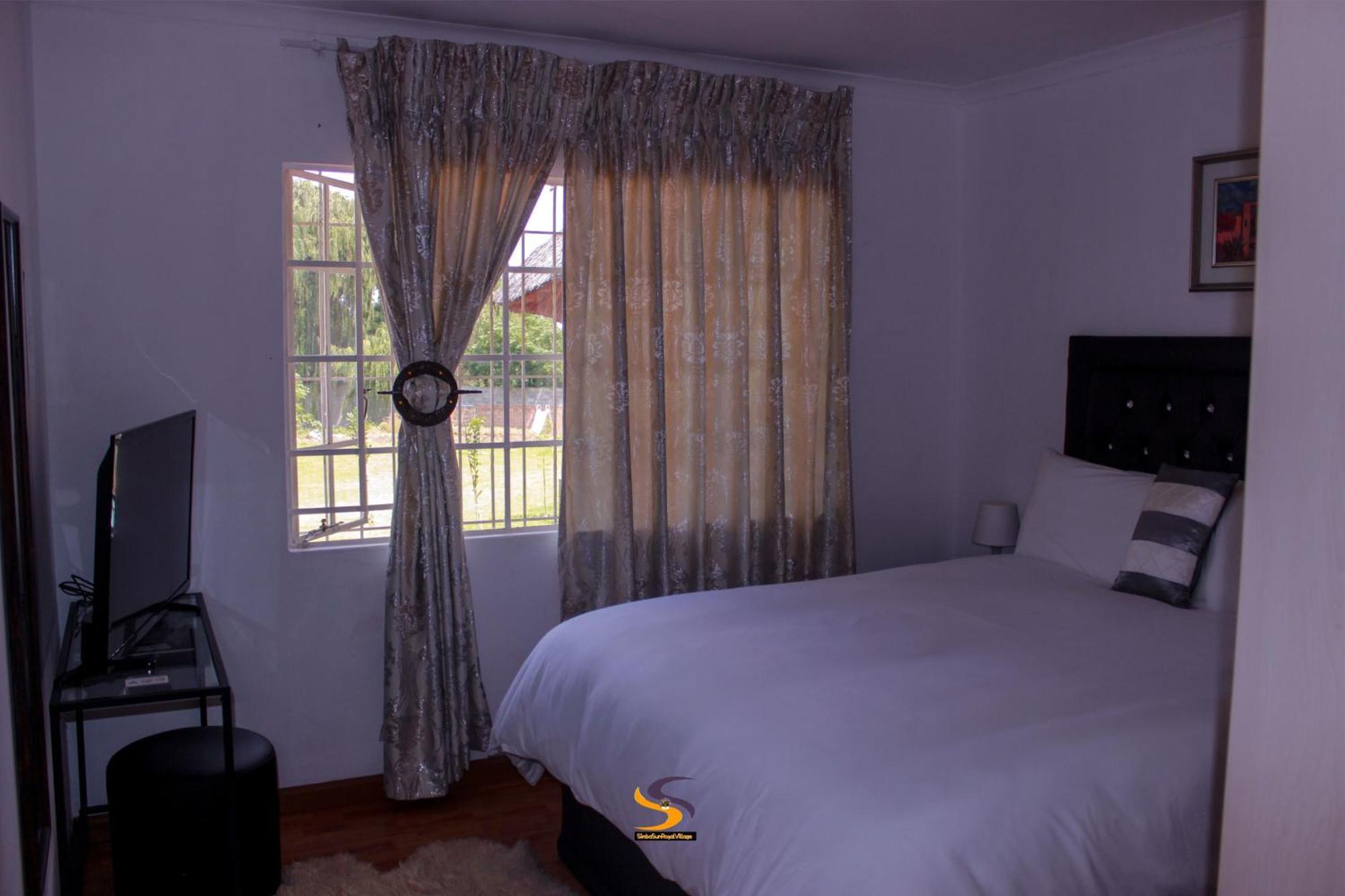 SimbaSun Cottages Midrand Esterno foto