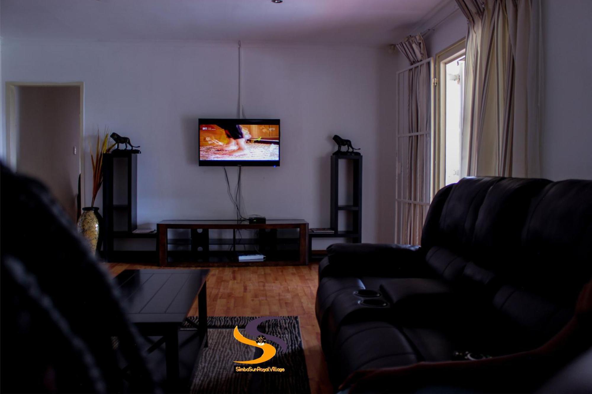 SimbaSun Cottages Midrand Esterno foto
