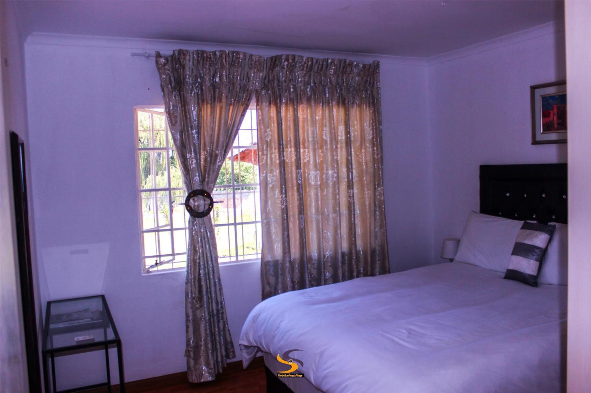 SimbaSun Cottages Midrand Esterno foto