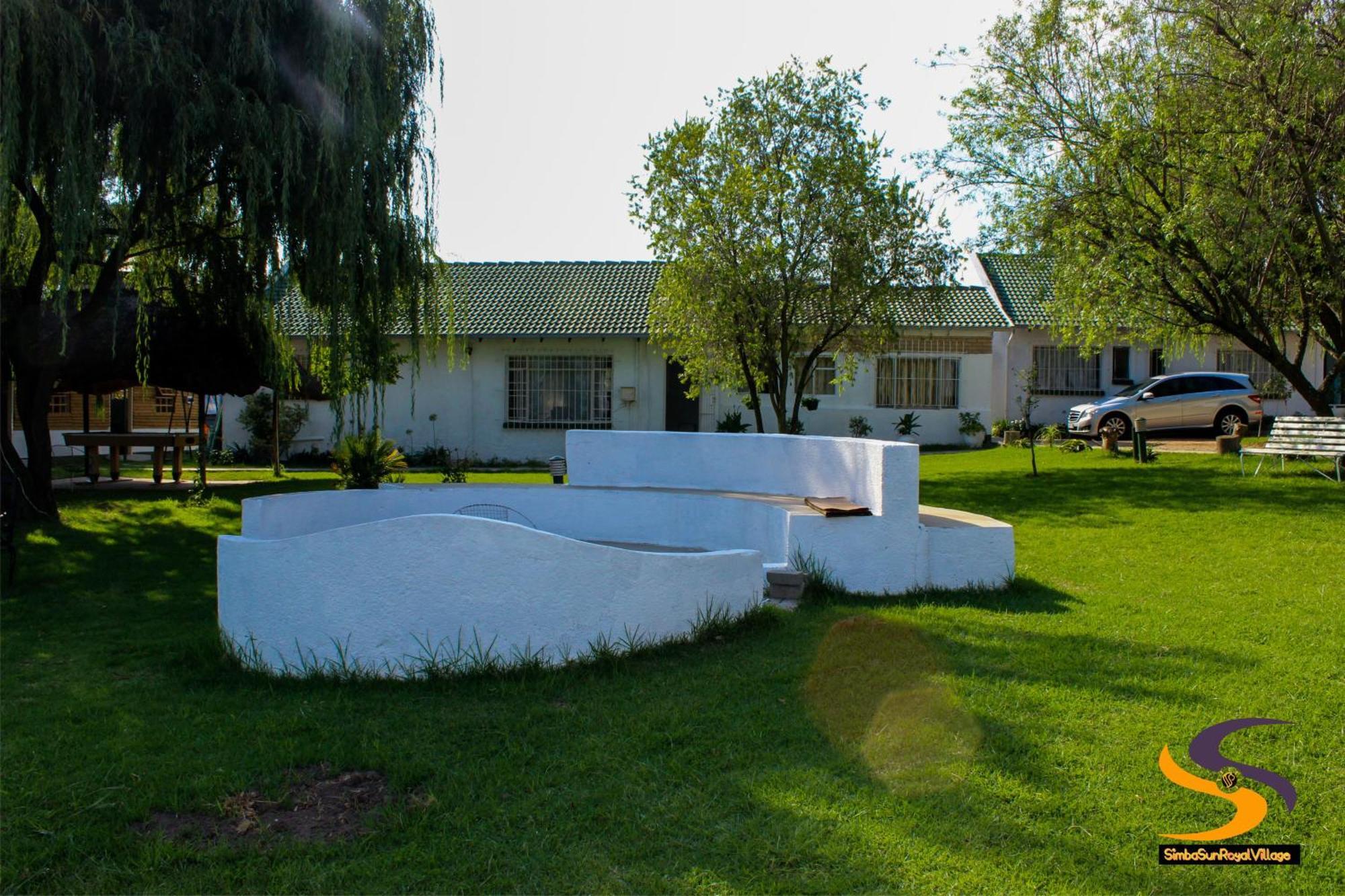 SimbaSun Cottages Midrand Esterno foto